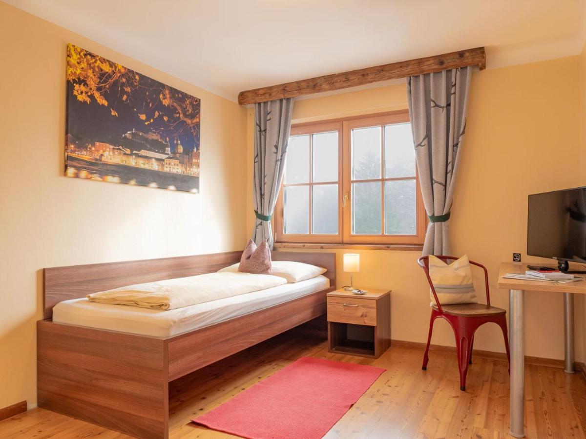 Bed and breakfast Landgasthof & Restaurant Batzenhaeusl 3*