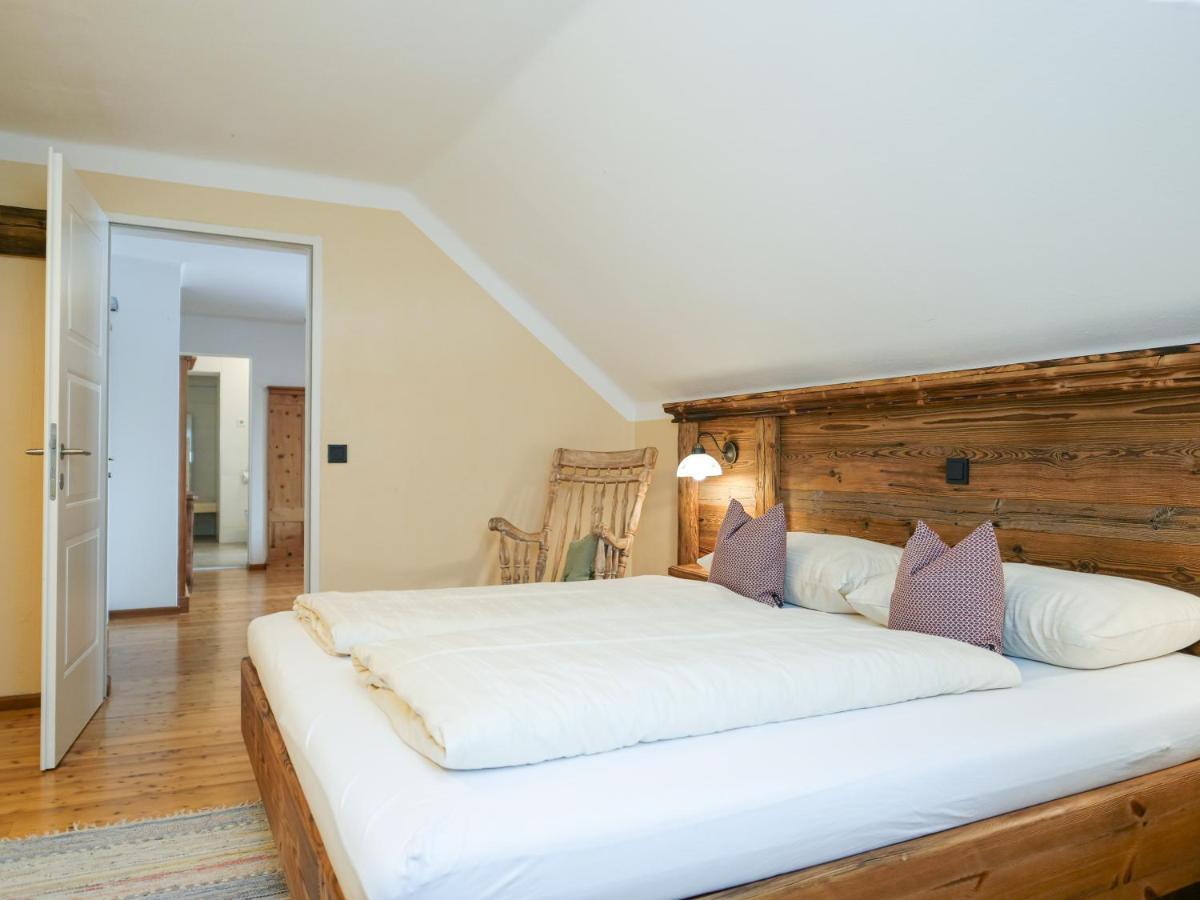Landgasthof & Restaurant Batzenhaeusl Bed and breakfast 3*